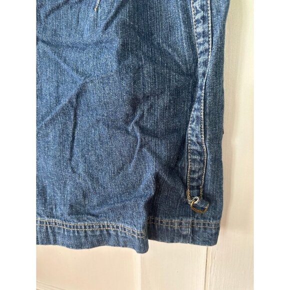 Liz Claiborne women’s size 8 denim Shorts - Picture 9 of 10